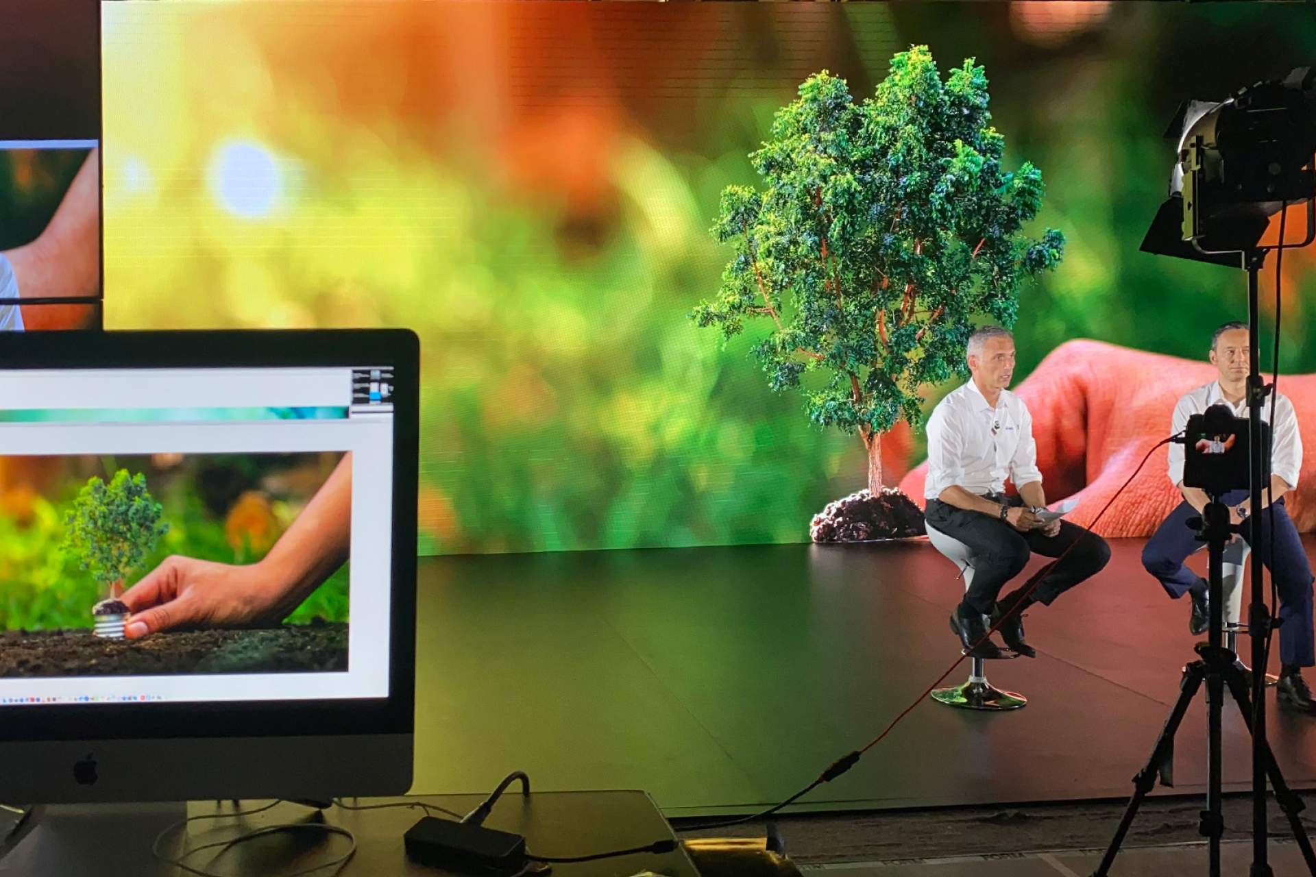 Form Group: Immersive Hub 