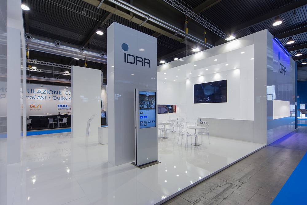 Exhibition stand setup at the METEF Fair in Verona Exhibition stand setup at the METEF Fair in Verona