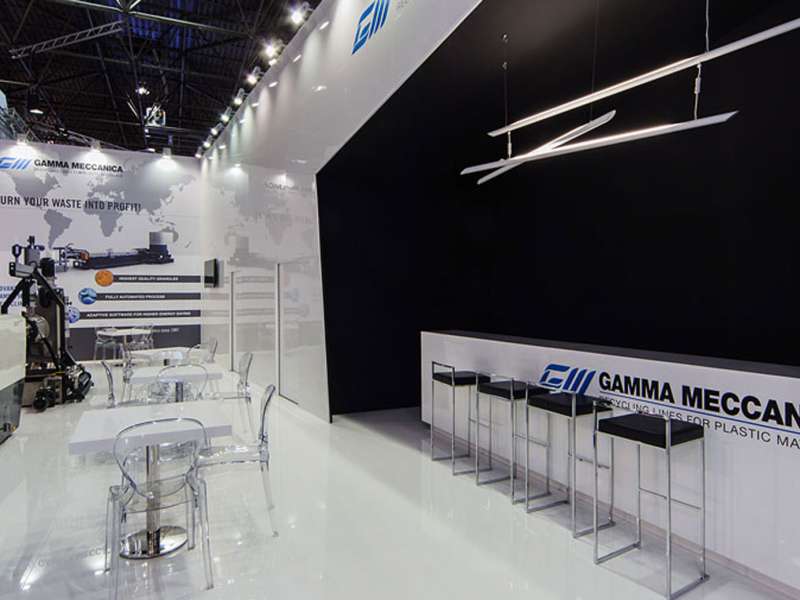 fairs abroad, customized solutions, lacquered stands, high quality exhibition stands, customized product displays