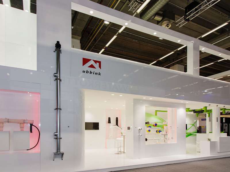 videowall and interactive totem, fair exhibitors, audio video system, two-levels booth, fairs set-up