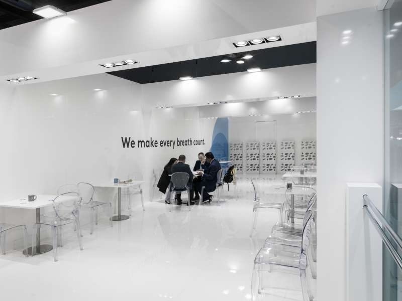 stand with mezzanine, customized product displays, 100% turnkey, customized graphic service, ledwall