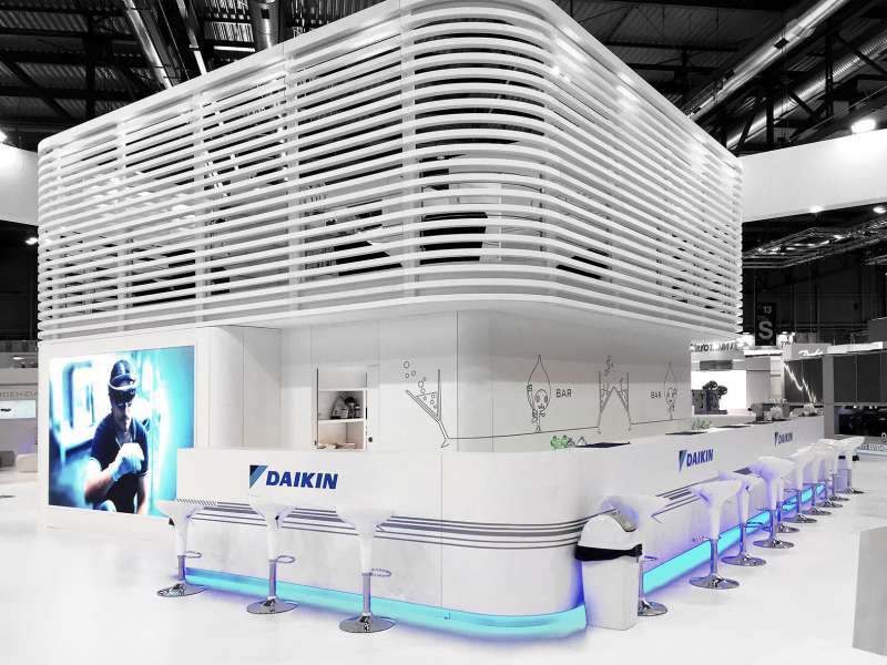 videowall and interactive totem, customized stands, fair exhibitors, customized exhibition stands, form installations Milan