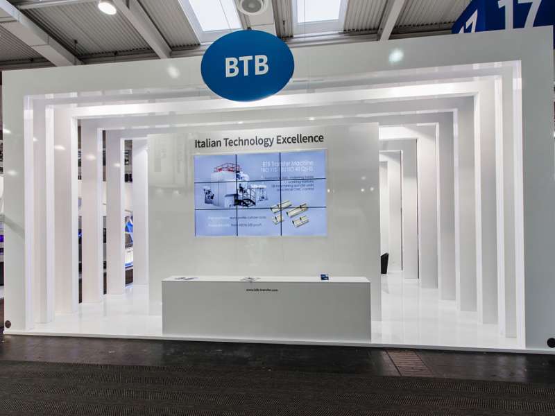 fairs abroad, videowall and interactive totem, lacquered stands, lighting engineering, form group