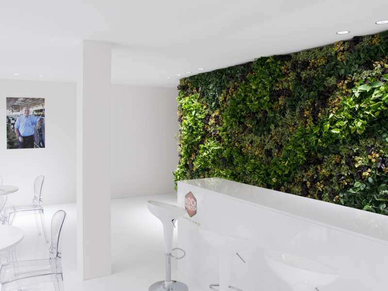 stand with mezzanine, videowall and interactive totem, two-levels booth, customized exhibition stands, form the creative group