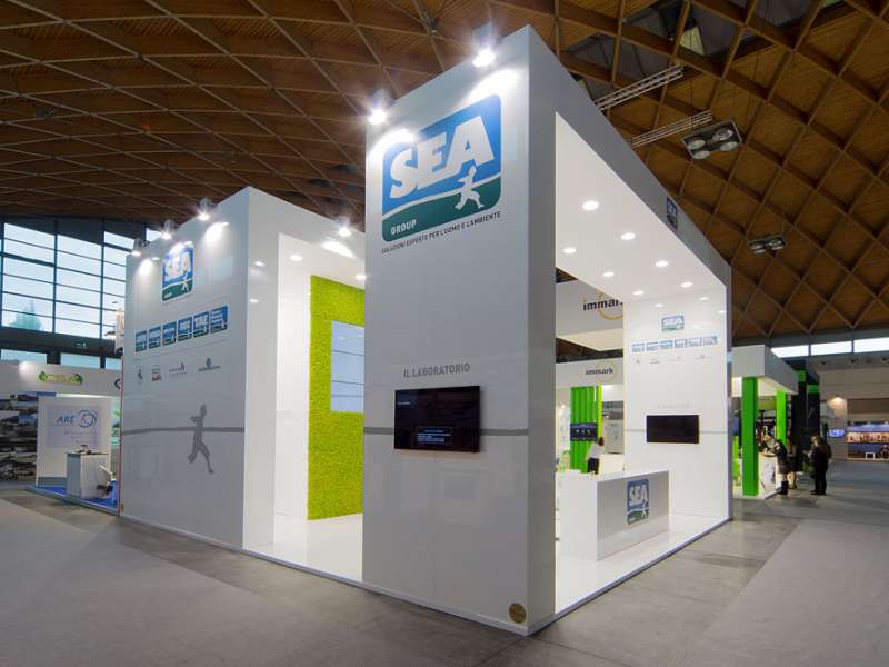 fairs in Italy, videowall and interactive totem, lacquered stands, audio video system