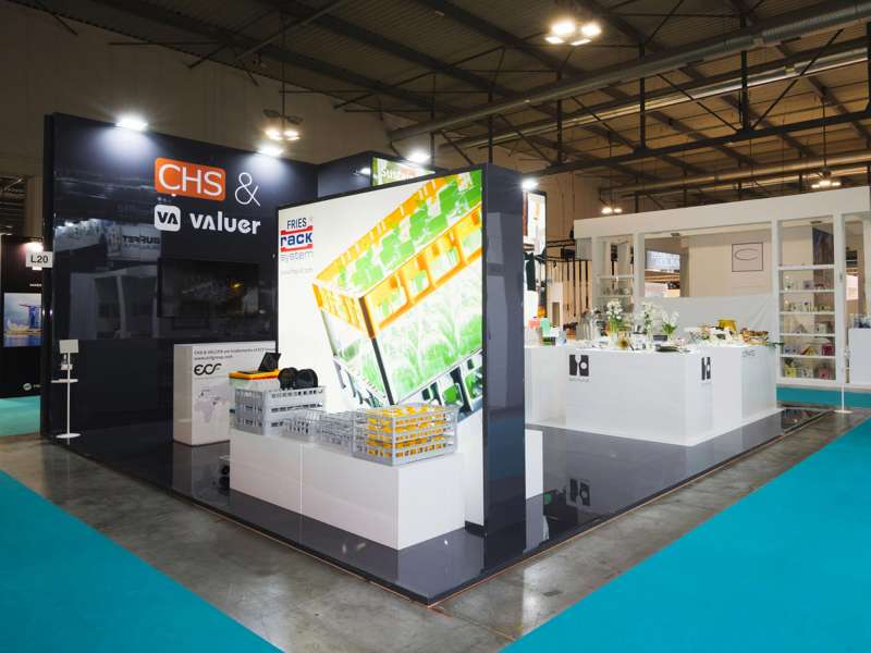 concept, customized product displays, lighting engineering, customized exhibition stands, form installations Milan