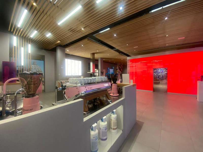 contract, videowall and interactive totem, customized stands and display cases, ledwall, form the creative group