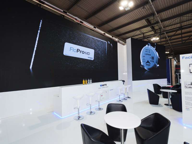 lacquered stands, fair exhibitors, audio video system, ledwall, form installations Milan