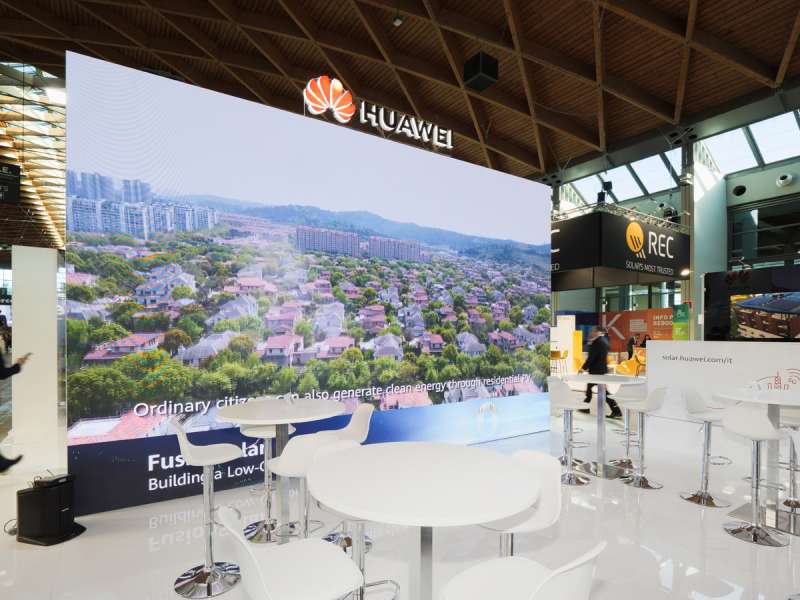 exhibitors' furniture and customized tables, lacquered stands, high quality exhibition stands, info point, ledwall