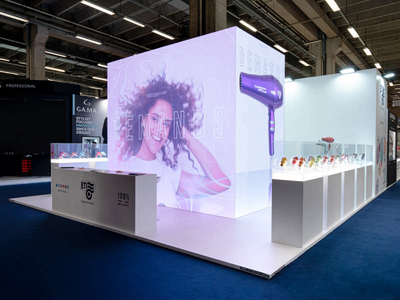 high quality exhibition stands, made in Italy, 100% turnkey, audio video system, ledwall