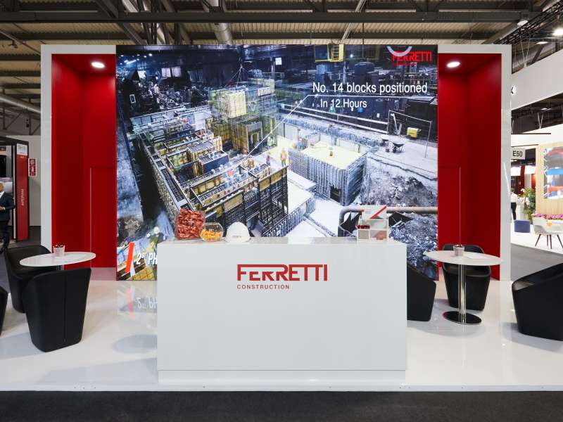 fairs in Italy, high quality exhibition stands, made in Italy, ledwall, form installations Milan