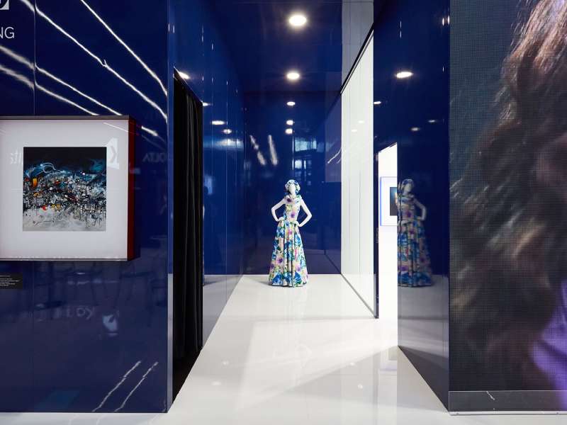 exhibitors' furniture and customized tables, customized solutions, ledwall, form installations Milan, fair stands