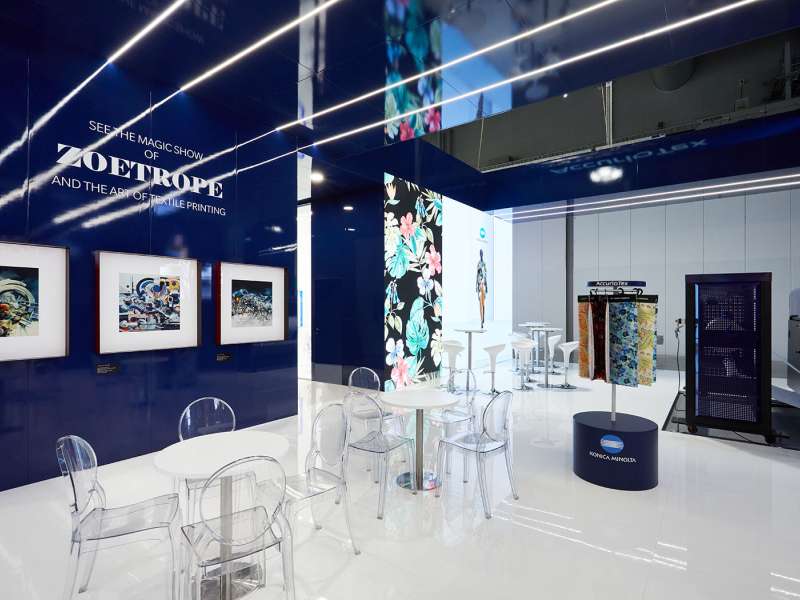 exhibitors' furniture and customized tables, customized solutions, ledwall, form installations Milan, fair stands