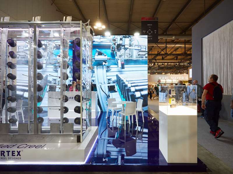 customized settings, fair exhibitors, exhibition processes, fairs set-up, rental ledwall