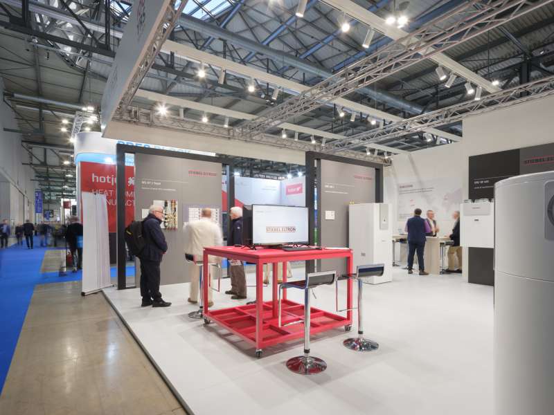customized solutions, fairs in Italy, form installations Milan, exhibition set-up