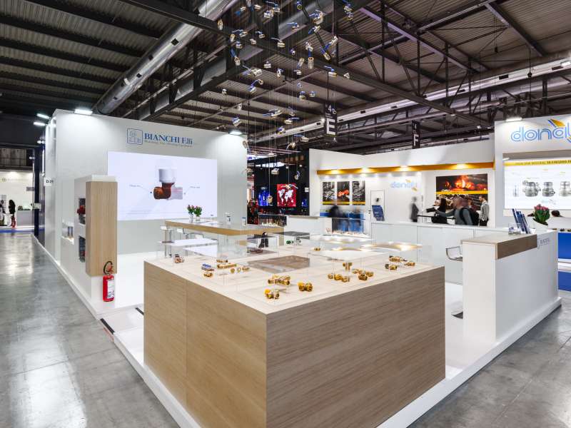 customized solutions, fair exhibitors, form the creative group