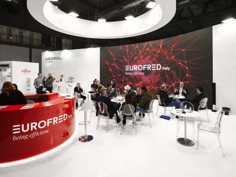 fairs in Italy, customized stands and display cases, customized exhibition stands, ledwall, form installations Milan