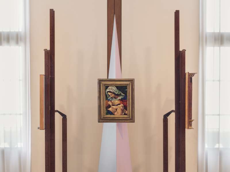 customized solutions, exhibitions set-ups, display cases , museums and exhibitions , FORM for art