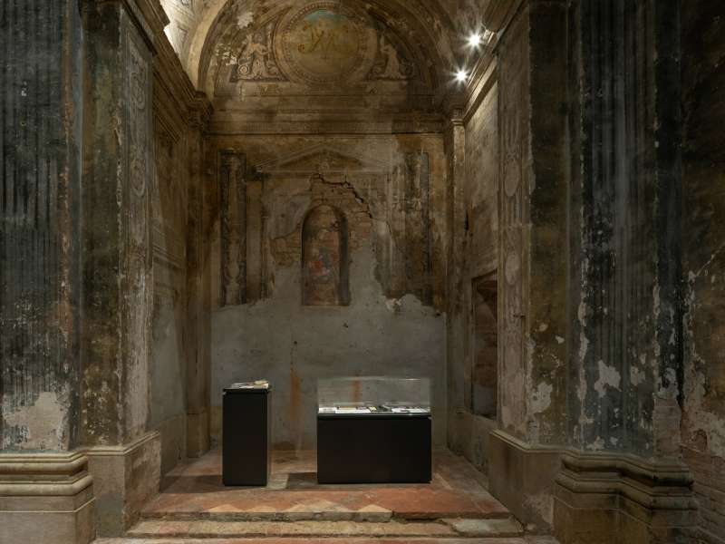 customized solutions, audio video system, display cases , FORM for art , San Carlo Cremona