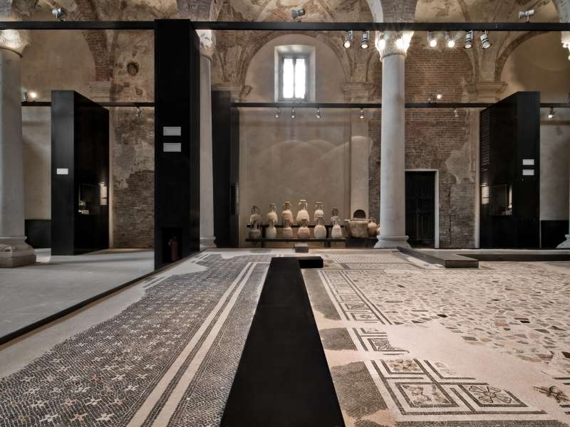 design, made in Italy, customized settings, museums installations , FORM for art