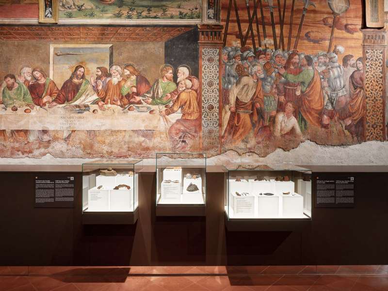 customized settings, lighting engineering, display cases , museums and exhibitions , FORM for art