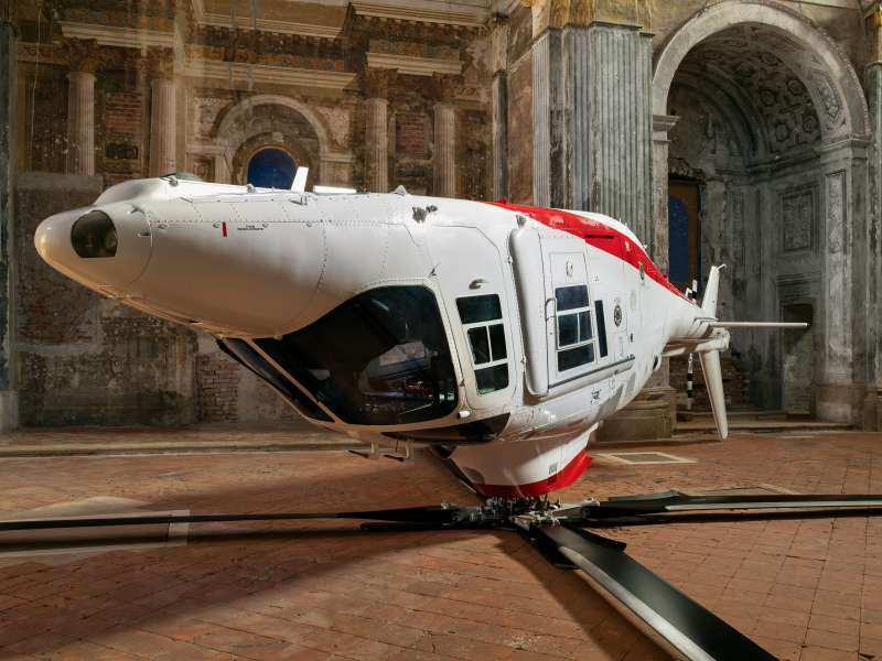 customized solutions, installations for special events, exhibitions set-ups, FORM for art