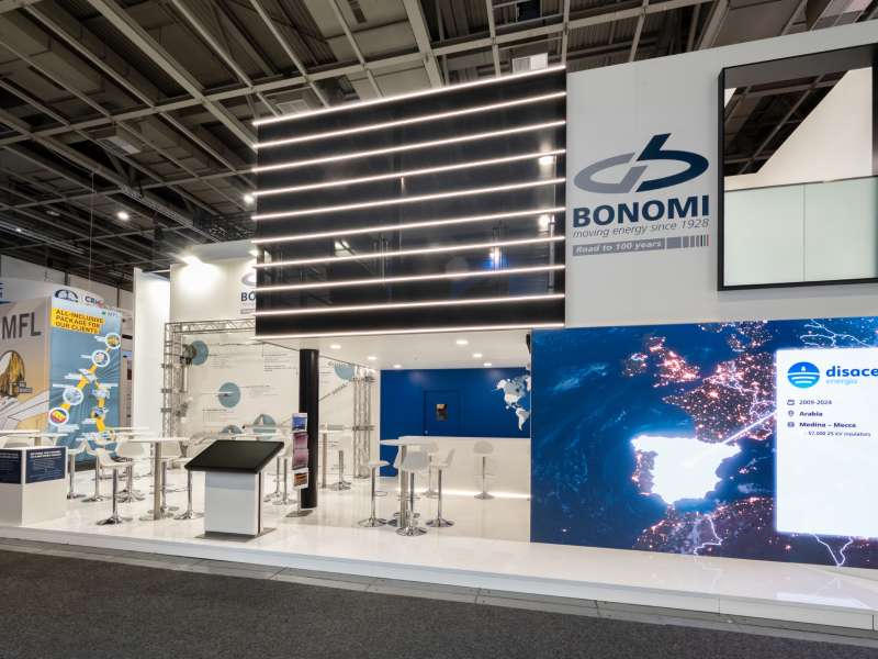 fairs abroad, stand with mezzanine, two-levels booth, ledwall, exhibition set-up