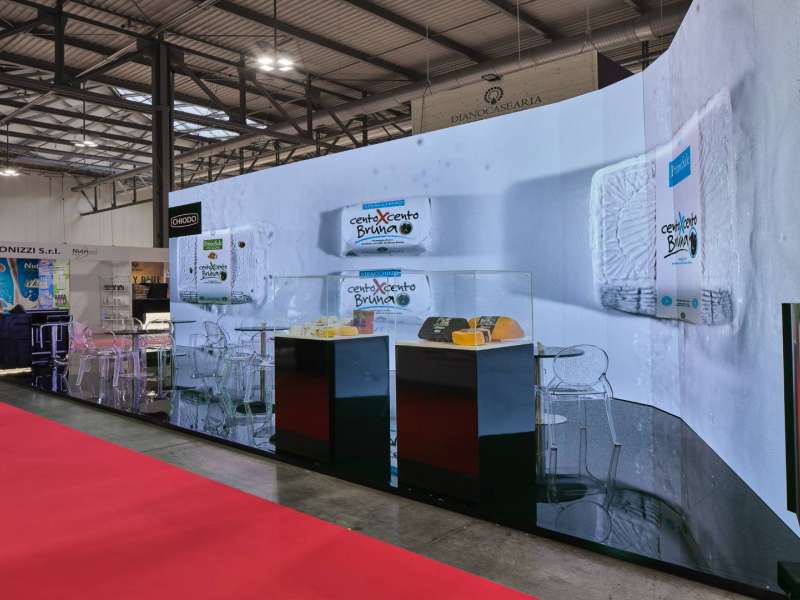customized stands, ledwall, set-up fairs, innovative fair booths, fair set-up